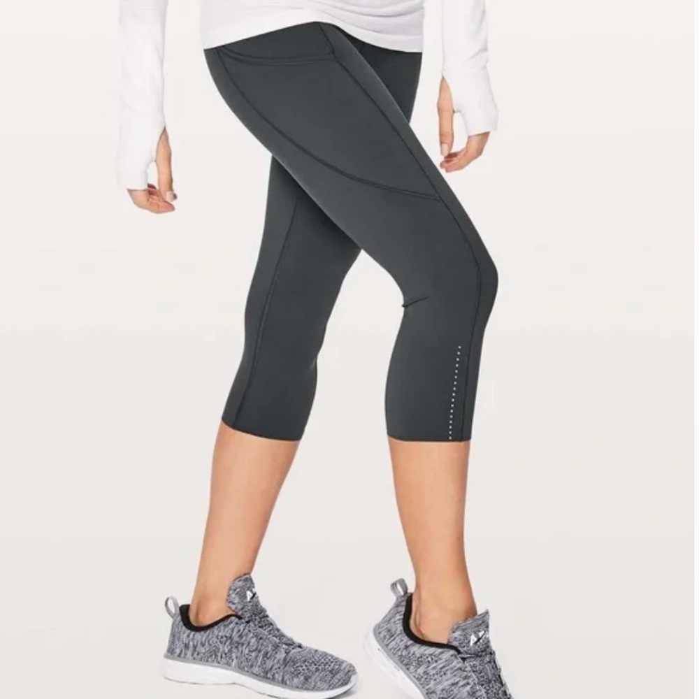 Lululemon fast and free crop Nulux leggings